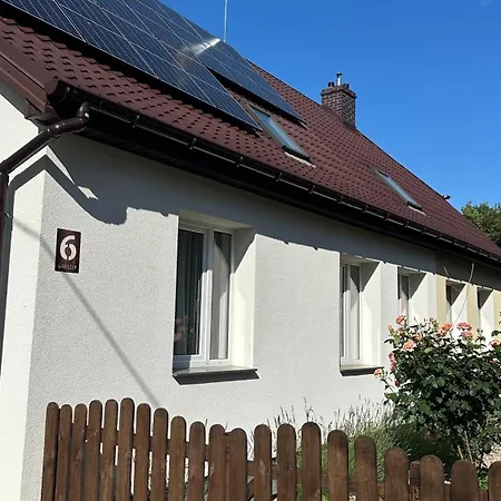 Z Basenem I Sauna Gwizd Ustronie Morskie Vakantiehuis *